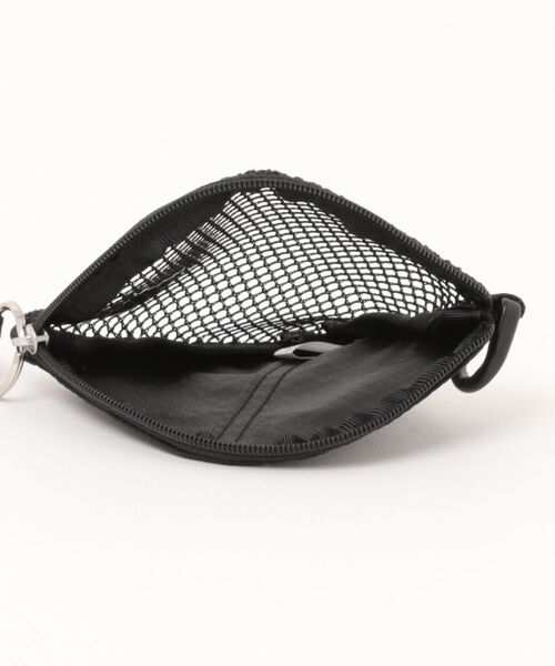 CHUMS(チャムス)の「【CHUMS/チャムス】 Mesh Coin Case(コインケース・レディース・その他1/グレイッシュベージュ/ブラック・FREE)」の4枚目の写真