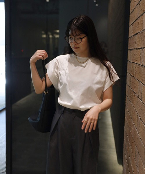 model：H163 着用サイズ：FREE