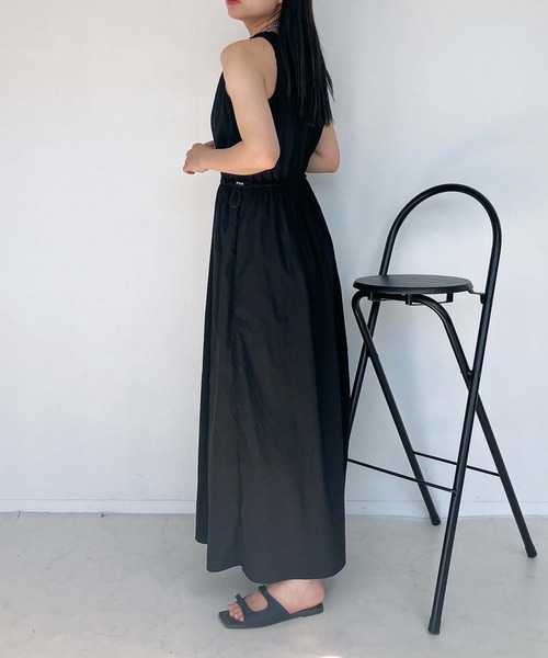 AS KNOW AS plus（アズノゥアズプラス）の「●ドロスト付き ノースリーブワンピ―ス（ワンピース・レディース・ベージュ系/ブラック/アイボリー系・FREE）」の6枚目の写真