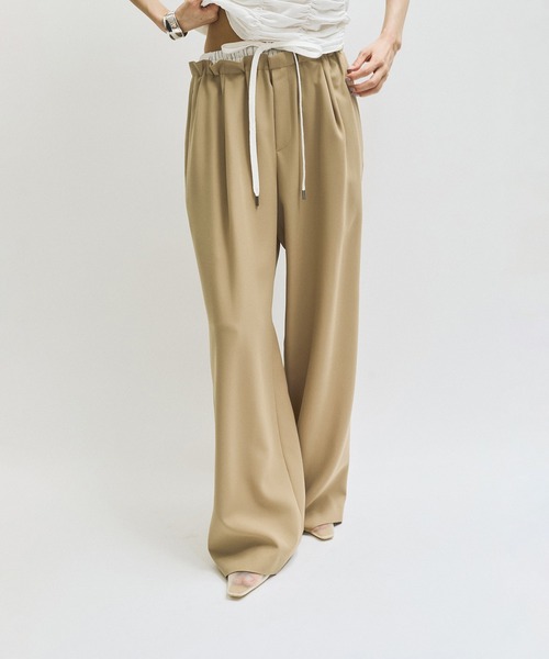 ADAM ET ROPE'（アダムエロペ）の「【吸水速乾】コンビウエストイージースラックス（スラックス・レディース・ブラック/ベージュ系その他・38/36）」の21枚目の写真