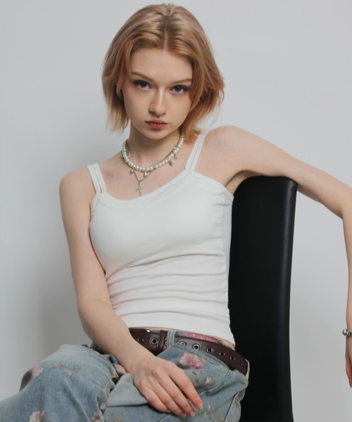IMARI(イマリ)の「【 IMARI / イマリ 】カップ付き レイヤード キャミソール / インナー #(キャミソール・レディース・グレー/ブラック/ホワイト/レッド・FREE)」の2枚目の写真