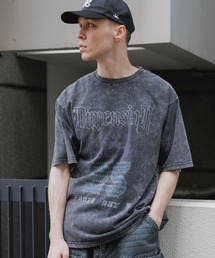 SUGGESTION/サジェッション 加工グラフィックロゴTシャツ