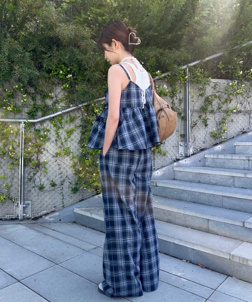 RAY CASSIN（レイカズン）の「【セットアップ対応/前後2way】チェックリボンペプラムキャミ（シャツ/ブラウス・レディース・ベージュ系その他2/ブラック系その他2/ブルー系その他2・FREE）」の19枚目の写真