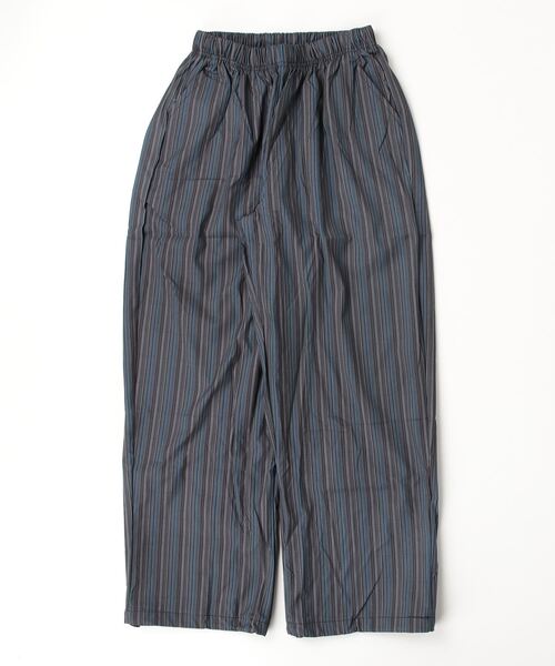 CELENA BEATS（セレナビーツ）の「※Y2K ルーズ ストライプ ドレープライン ワイドパンツ（スラックス・メンズ・ブラック・S/M/L）」の19枚目の写真