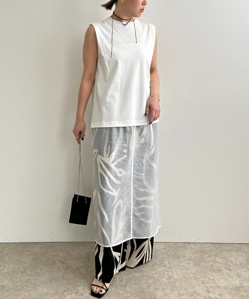 LHELBIE（レルビエ）の「シアーレイヤードカットワンピース（ワンピース・レディース・ブラック/オフホワイト/グレー・M）」の8枚目の写真