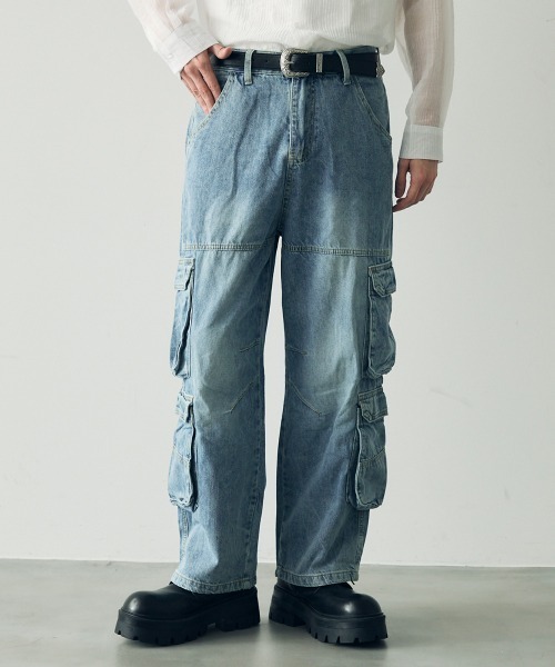 Shoowtime（ショウタイム）の「Vintage Wash Denim Cargo Pants / ビンテージウォッシュデニムカーゴパンツ（デニムパンツ・メンズ・ライトブルー・MEDIUM/LARGE/X-LARGE）」の2枚目の写真