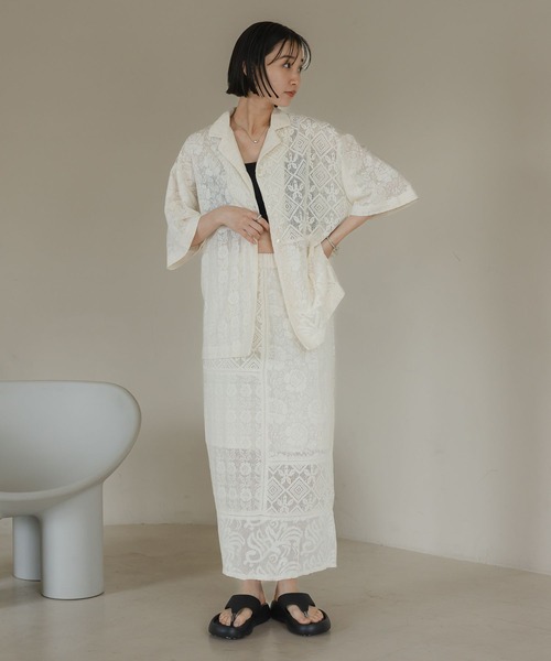 LOWRYS FARM(ローリーズファーム)の「パッチワークレースシャツ 327860(シャツ/ブラウス・レディース・ブラック/アイボリー・FREE)」の14枚目の写真