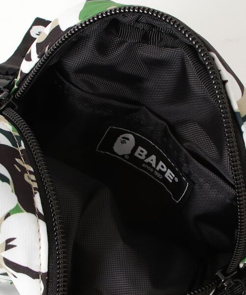 A BATHING APE(アベイシングエイプ)の「ABC RESORT CAMO MINI SHOULDER BAG(ショルダーバッグ・メンズ・グリーン・FREE)」の9枚目の写真