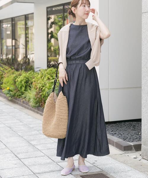 ITEMS URBANRESEARCH(アイテムズ アーバンリサーチ)の「レーヨンデニムワンピース(ワンピース・レディース・ワンウォッシュ/ブルー・FREE)」の13枚目の写真