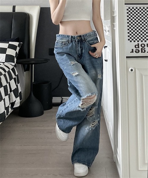 【新品タグ付き】yori  ＡＷコレクション　デニムパンツ 新品タグ付き】yori AWコレクションデニムパンツ