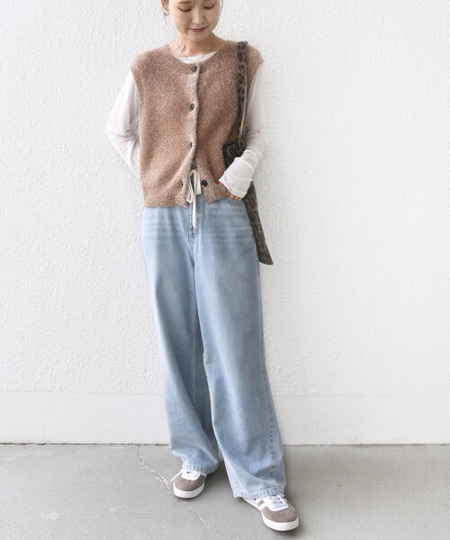 SHIPS(シップス)の「〈手洗い可能〉ラメ ニット ベスト(ベスト・レディース・ベージュ/ダークグレー・ONE SIZE)」の13枚目の写真