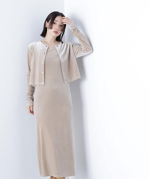 NATURAL BEAUTY BASIC(ナチュラルビューティーベーシック)の「◇ベロアカーデ&キャミワンピース(ワンピース・レディース・ダークブラウン/ベージュ・P/S/MEDIUM)」の4枚目の写真