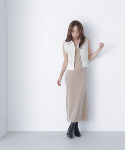 NATURAL BEAUTY BASIC(ナチュラルビューティーベーシック)の「◇ベロアカーデ&キャミワンピース(ワンピース・レディース・ダークブラウン/ベージュ・P/S/MEDIUM)」の9枚目の写真