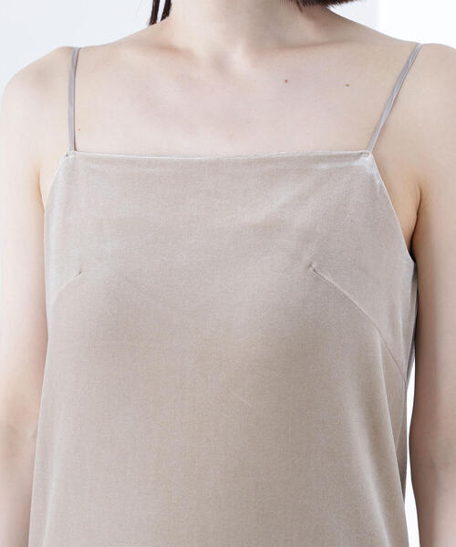 NATURAL BEAUTY BASIC(ナチュラルビューティーベーシック)の「◇ベロアカーデ&キャミワンピース(ワンピース・レディース・ダークブラウン/ベージュ・P/S/MEDIUM)」の17枚目の写真