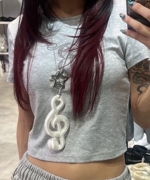 EVERYTHINGS（エブリシングス）の「【EVERYTHINGS】HEAVENLY(TREBALM) / 【エブリシングス】ホワイトスターリーミュージックモチーフリップケースキーリング（キーホルダー・レディース・ホワイト・ONE SIZE）」の12枚目の写真