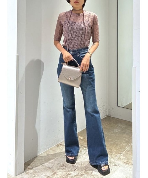 AZUL by moussy(アズールバイマウジー)の「【身長/骨格別着用画像あり】超絶美脚!POLO BCS×AZUL フレアデニム ストレッチ 履き心地抜群 コラボ デニム ポロ 細見え 着やせ 体系カバー(デニムパンツ・レディース・ブルー・MEDIUM/SMALL)」の13枚目の写真