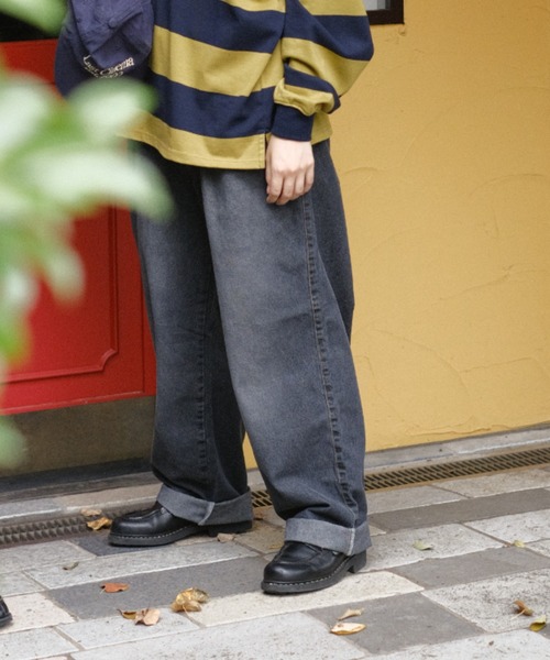 BROKEN BASE(ブロークンベース)の「Two-Tuck Wide Denim(デニムパンツ・メンズ・ブラック/ライトブルー・LARGE/MEDIUM)」の21枚目の写真