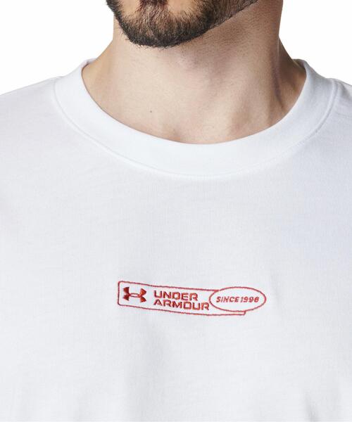 UNDER ARMOUR(アンダーアーマー)の「UAヘビーウエイト ロゴ グラフィック ロングスリーブ Tシャツ(ライフスタイル/メンズ)(Tシャツ/カットソー・メンズ・ホワイト・L/M/S/XL/2XL/3XL)」の4枚目の写真