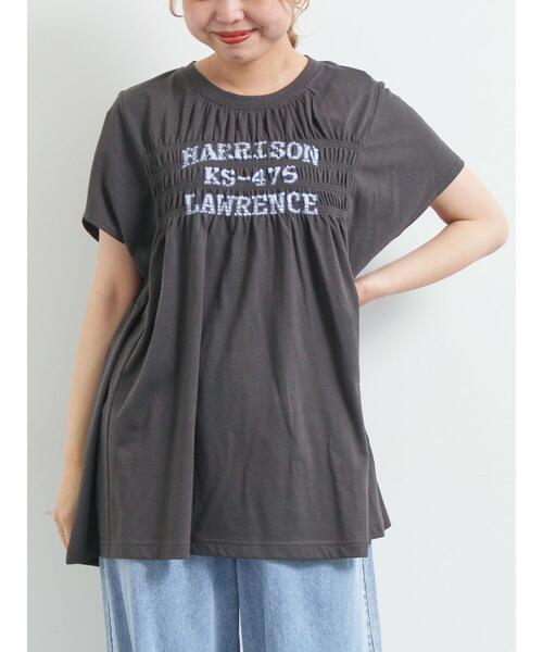 SM2（エスエムツー）の「[接触冷感]シャーリングロゴプリントTシャツ（Tシャツ/カットソー・レディース・レッド/オフホワイト/チャコールグレー/グレー・F）」の2枚目の写真