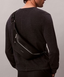Calvin Klein(JoENC)̃CY EGXgobO(V_[obO)