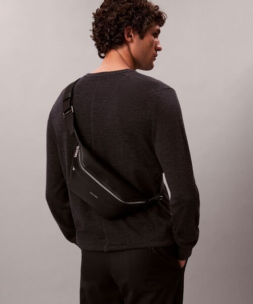 Calvin Klein（カルバン・クライン）の「レイズ ウエストバッグ（ボディバッグ/ウエストポーチ・メンズ・ブラック・FREE）」の10枚目の写真