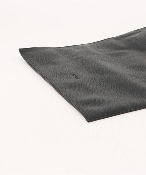 arron（アローン）の「【arron】シュリンクレザートートバッグ(Q56399)（トートバッグ・レディース・ブラック/ブラウン・ALL）」の4枚目の写真