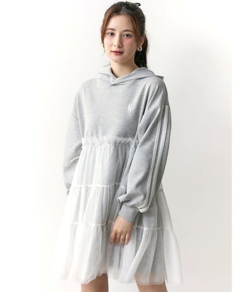希空着用CALNAMUR 2WAYチュールオーバースウェットワンピース 2WAYチュールオーバースウェットワンピース（ワンピース）｜CALNAMUR
