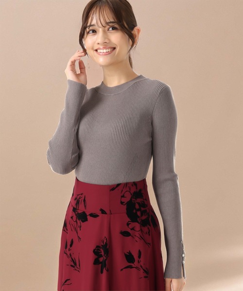 MISCH MASCH（ミッシュマッシュ）の「ベーシックハイネックラメリブニット（ニット/セーター・レディース・レッド/ホワイト/ベージュ/ブラック/グレー・ﾌﾘ-）」の4枚目の写真