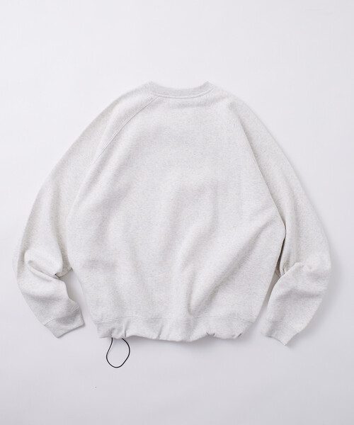 FREAK'S STORE（フリークスストア）の「限定展開 ビッグシルエット ワンポイントロゴ ラグランスリーブ スピンドル スウェット（スウェット・メンズ・ブラック/ネイビー/チャコールグレー/アッシュグレー/グレイッシュベージュ・SMALL/MEDIUM/LARGE）」の17枚目の写真