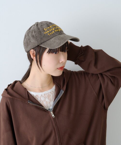 WHIMSIC（ウィムジック）の「【WHIMSIC】ピグメントダイロゴキャップ（ハット・レディース・ブラウン/ブラック/ネイビー・FREE）」の11枚目の写真