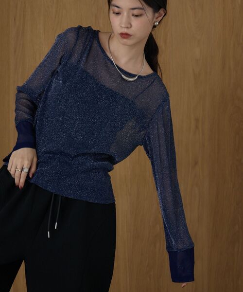 kivi(キヴィ)の「ラメシアートップス(Tシャツ/カットソー・レディース・ダークブルー/ダークグレー/ブラック/ホワイト・FREE)」の4枚目の写真