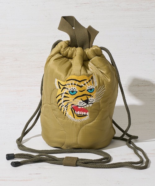 HOUSTON(ヒューストン)の「【HOUSTON / ヒューストン】QUILTING BAG / 巾着バッグ(ショルダーバッグ・レディース・オリーブドラブ/ブラック/カモフラージュ・FREE)」の6枚目の写真
