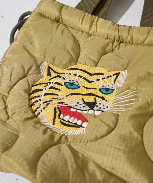 HOUSTON(ヒューストン)の「【HOUSTON / ヒューストン】QUILTING BAG / 巾着バッグ(ショルダーバッグ・レディース・オリーブドラブ/ブラック/カモフラージュ・FREE)」の8枚目の写真