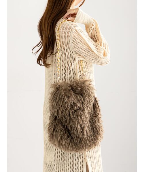 Te chichi（テチチ）の「ボア×チェーンキンチャクBAG（ハンドバッグ・レディース・ベージュ/ブラック・F）」の2枚目の写真