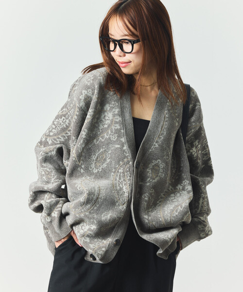 FREAK'S STORE（フリークスストア）の「ペイズリー総柄 モール糸 ニットカーディガン/リラックスフィット（カーディガン/ボレロ・メンズ・オリーブ/ベージュ/ワインレッド・LARGE/MEDIUM）」の8枚目の写真