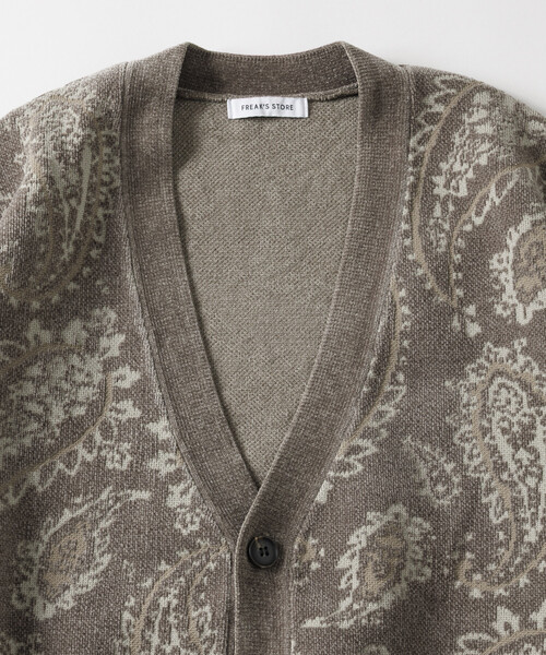 FREAK'S STORE（フリークスストア）の「ペイズリー総柄 モール糸 ニットカーディガン/リラックスフィット（カーディガン/ボレロ・メンズ・オリーブ/ベージュ/ワインレッド・LARGE/MEDIUM）」の12枚目の写真