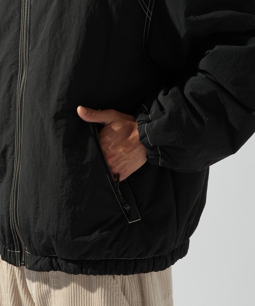 niko and（ニコアンド）の「リバーシブルスタンドブルゾン