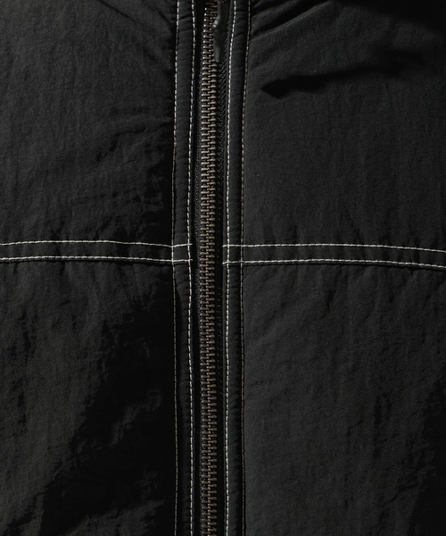 niko and（ニコアンド）の「リバーシブルスタンドブルゾン