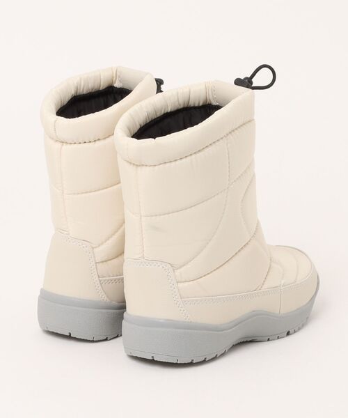 ASBee(アスビー)の「MOUNTAIN WALK マウンテンウォーク キッズ キルティングウィンターブーツ【はっ水/防寒】ハーフ丈 1230(ブーツ・キッズ・ベージュ・20.0cm/21.0cm/22.0cm/23.0cm/24.0cm)」の2枚目の写真