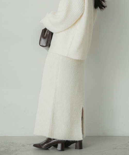 Elishe（エリシェ）の「ヘアリーニットロングスカート（スカート・レディース・チャコールグレー/ホワイト/オレンジ・FREE）」の11枚目の写真