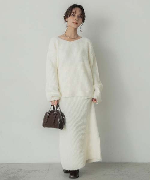 Elishe（エリシェ）の「ヘアリーニットロングスカート（スカート・レディース・チャコールグレー/ホワイト/オレンジ・FREE）」の13枚目の写真