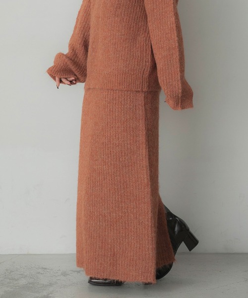 Elishe（エリシェ）の「ヘアリーニットロングスカート（スカート・レディース・チャコールグレー/ホワイト/オレンジ・FREE）」の16枚目の写真