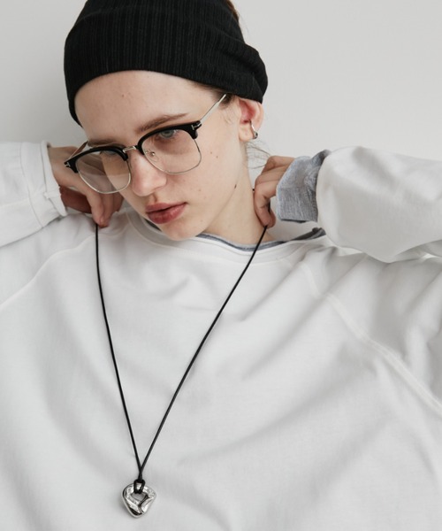 Auntie Rosa Holiday(アンティローザホリデー)の「メタルパーツコードチョーカー / ネックレス(ネックレス・レディース・シルバー・FREE)」の2枚目の写真