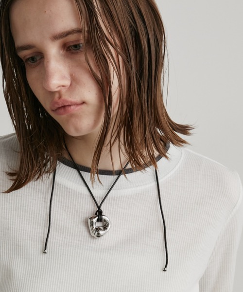 Auntie Rosa Holiday(アンティローザホリデー)の「メタルパーツコードチョーカー / ネックレス(ネックレス・レディース・シルバー・FREE)」の8枚目の写真