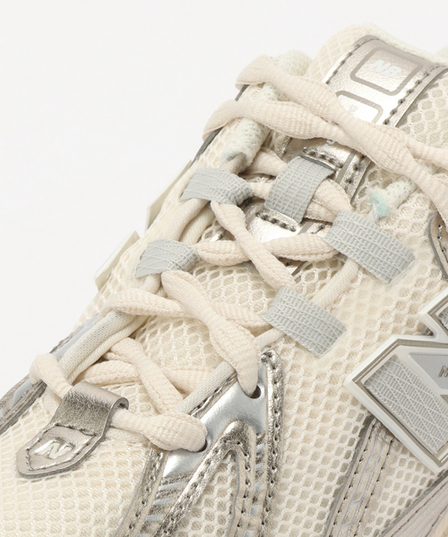 NEW BALANCE（ニューバランス）の「New Balance / ニューバランス U1906R（スニーカー・レディース・ベージュ・23cm/23.5cm/24cm/24.5cm/25cm）」の13枚目の写真