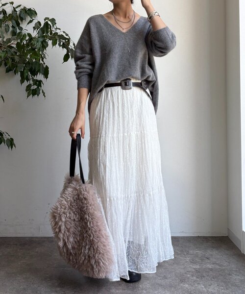 DouDou（ドゥドゥ）の「ファーウール深Vプルオーバー（ニット/セーター・レディース・チャコールグレー/ミント/モカ・FREE）」の19枚目の写真