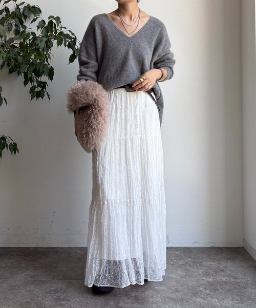 DouDou（ドゥドゥ）の「ファーウール深Vプルオーバー（ニット/セーター・レディース・チャコールグレー/ミント/モカ・FREE）」の20枚目の写真