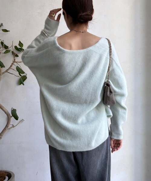 DouDou（ドゥドゥ）の「ファーウール深Vプルオーバー（ニット/セーター・レディース・チャコールグレー/ミント/モカ・FREE）」の8枚目の写真