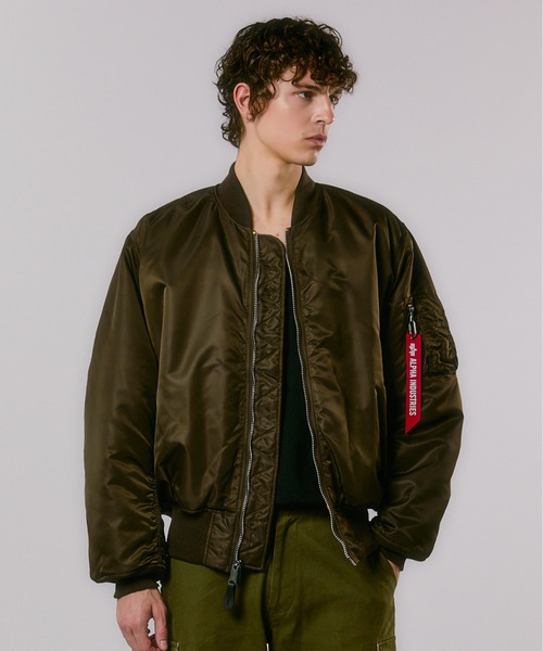 Alpha Industries(アルファインダストリーズ)の「Alpha Industries/アルファインダストリーズ/ALPHA MA-1 FLIGHT JACKET/エムエーワン フライトジャケット(MA-1・メンズ・ブラック/カーキ/ライトブルー/グレー/チャコールグレー/セージグリーン/ローズ/ダークグレー/ネイビー/マスタード/ライトグレー/ブラウン・XS/S/M/L/XL/2XL/4XL/5XL/3XL)」の7枚目の写真