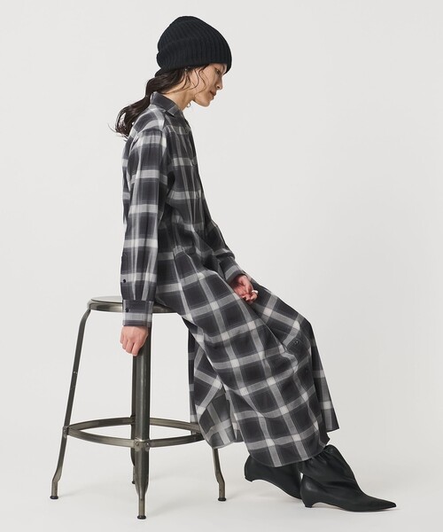 UNITED ARROWS（ユナイテッドアローズ）の「プリント シャツ ワンピース ‐ウォッシャブル‐（ワンピース・レディース・その他1/その他2・36/38）」の21枚目の写真